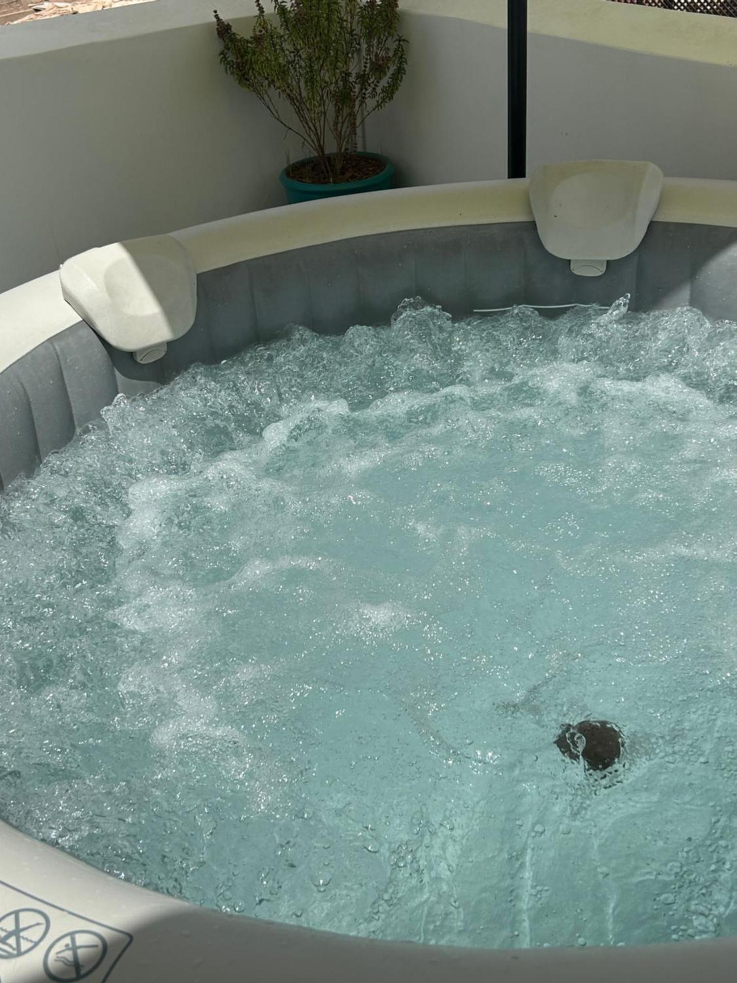 Riad Amazing Amazigh Avec Jacuzzi Petit Dejeuner Compris Avec Aussi Chambres Familiales Pres De La Place Jemaa El Fna 马拉喀什 外观 照片