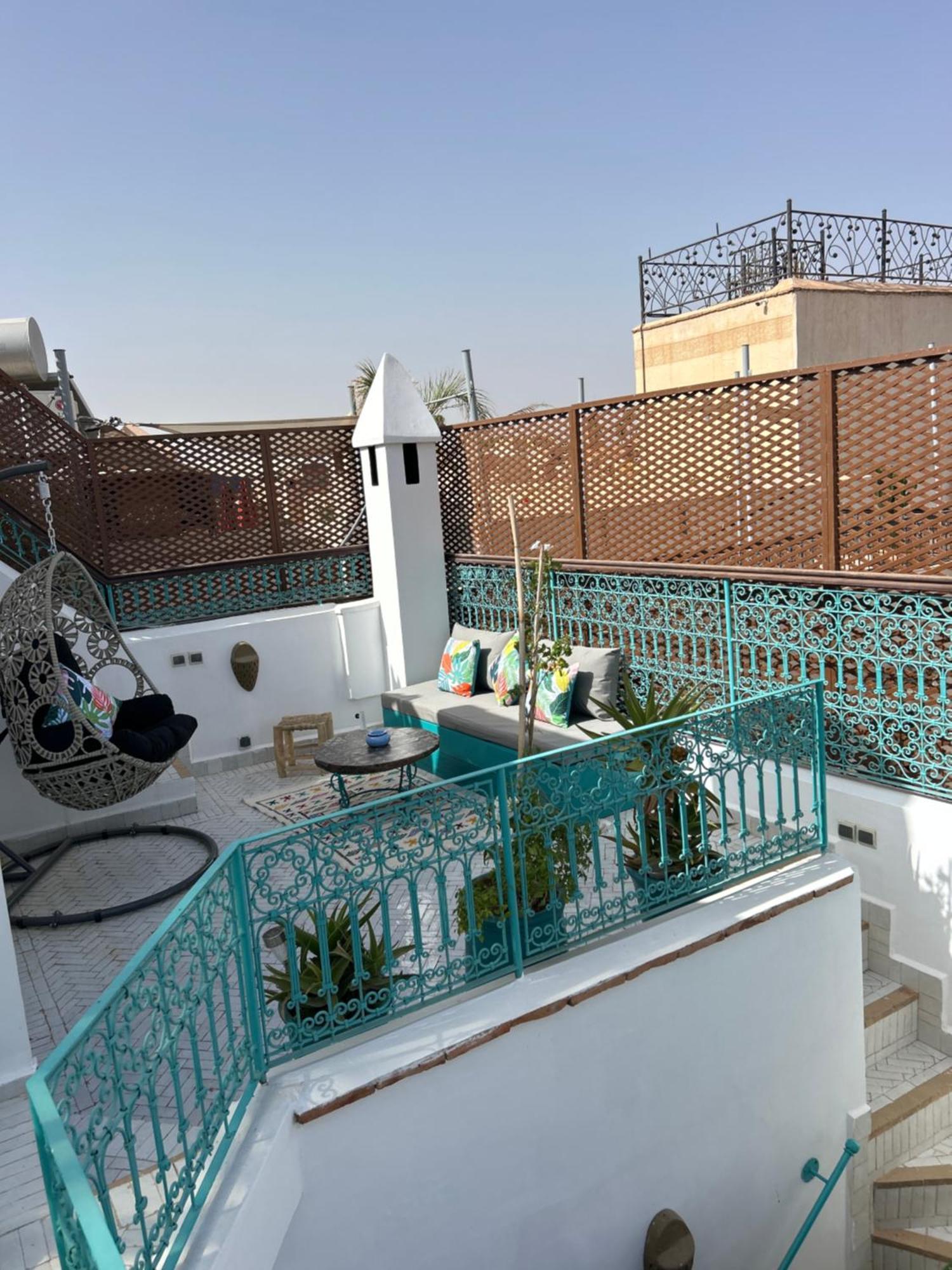 Riad Amazing Amazigh Avec Jacuzzi Petit Dejeuner Compris Avec Aussi Chambres Familiales Pres De La Place Jemaa El Fna 马拉喀什 外观 照片